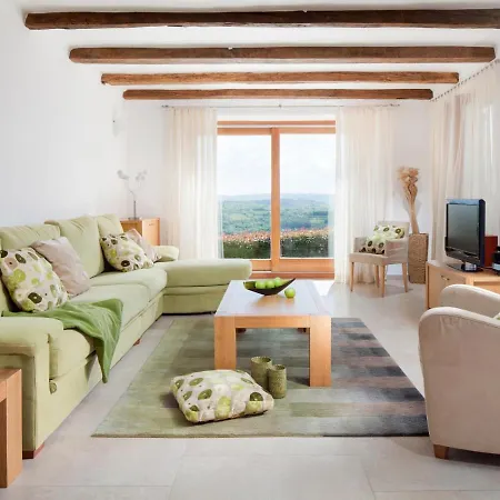 Luka Villa